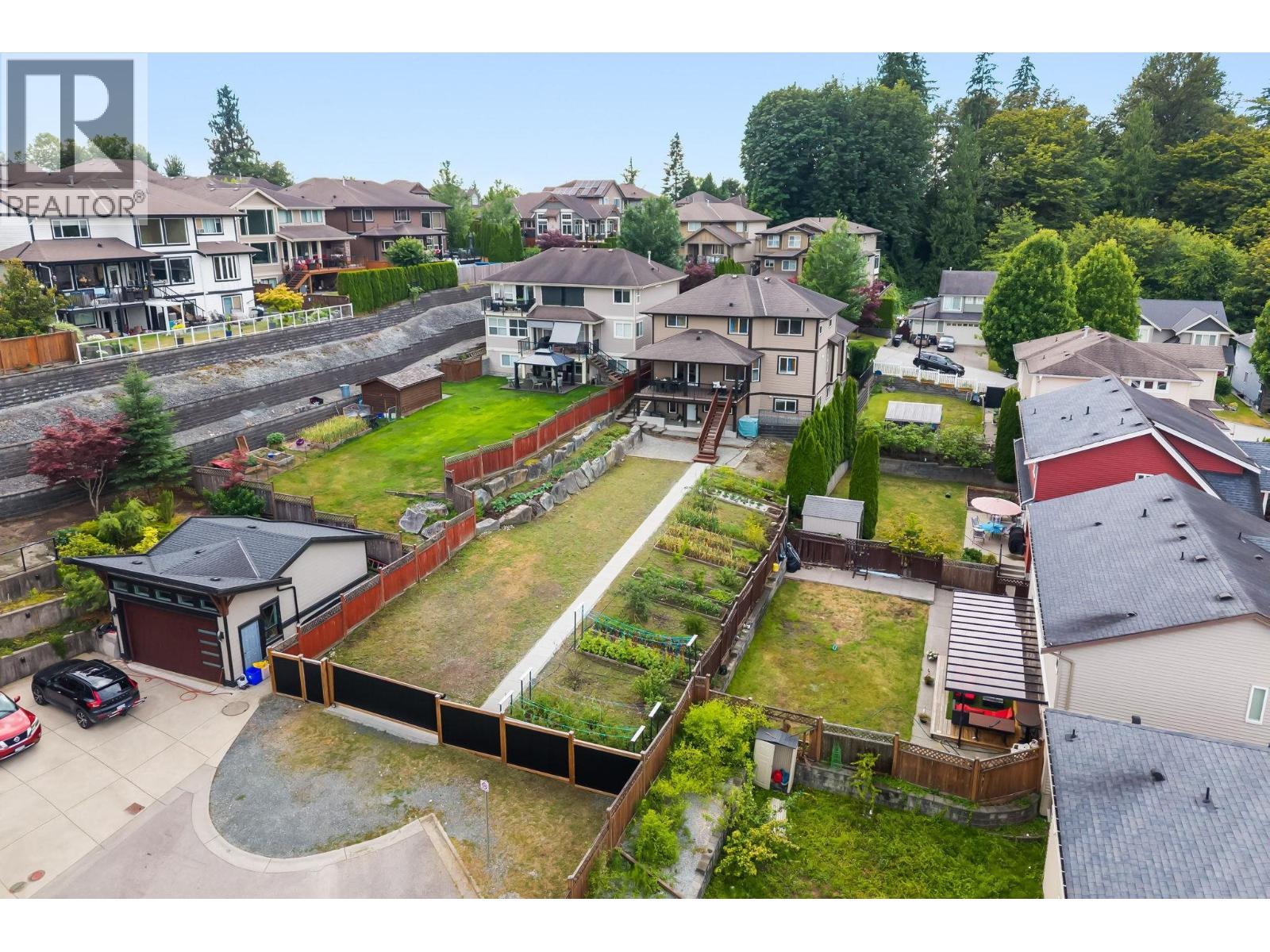 10680 239 Street, Maple Ridge, British Columbia  V2W 0B3 - Photo 37 - R3163153