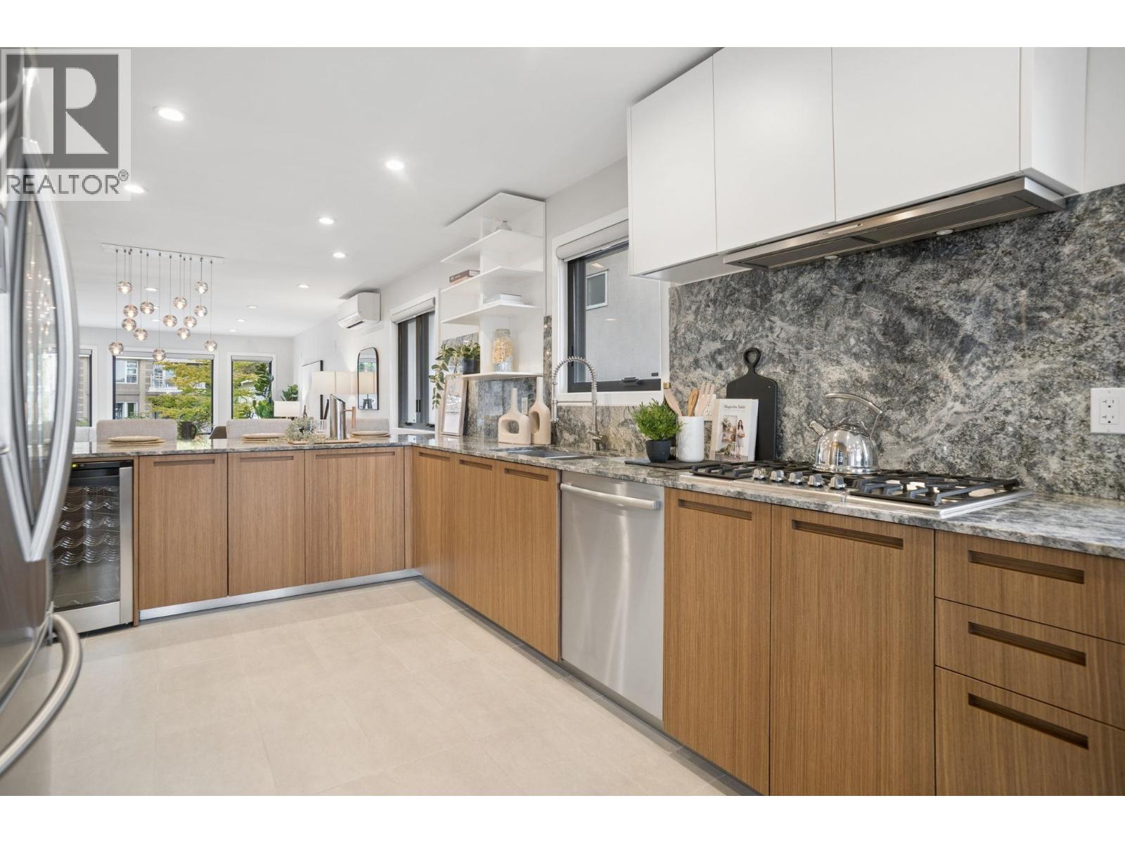 76 E 46th Avenue, Vancouver, British Columbia  V5W 1Z1 - Photo 10 - R3163168