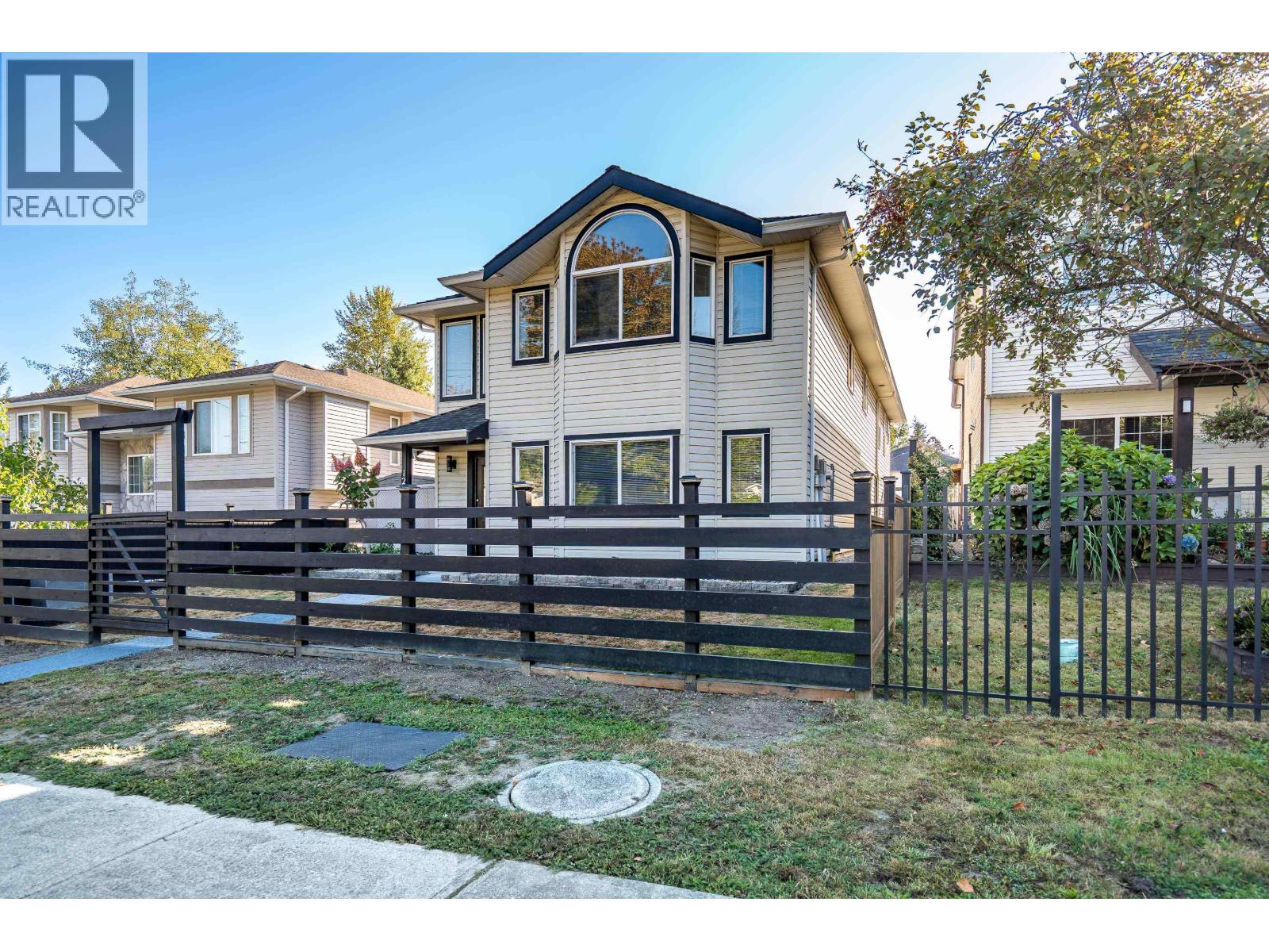 12578 224 Street, Maple Ridge, British Columbia  V2X 6C1 - Photo 2 - R3163185