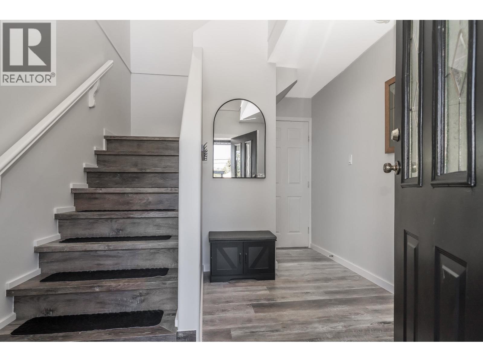 12578 224 Street, Maple Ridge, British Columbia  V2X 6C1 - Photo 4 - R3163185