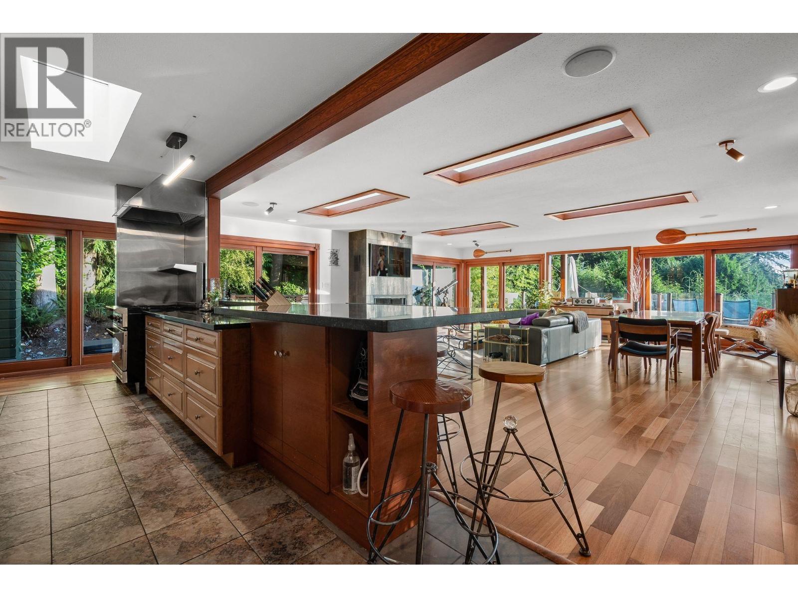 505 Upper Bayview Road, Lions Bay, British Columbia  V0N 2E0 - Photo 21 - R3163200