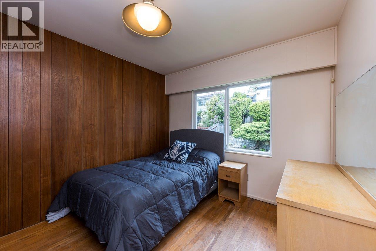 4581 Sunland Place, Burnaby, British Columbia  V5J 3A3 - Photo 19 - R3163208