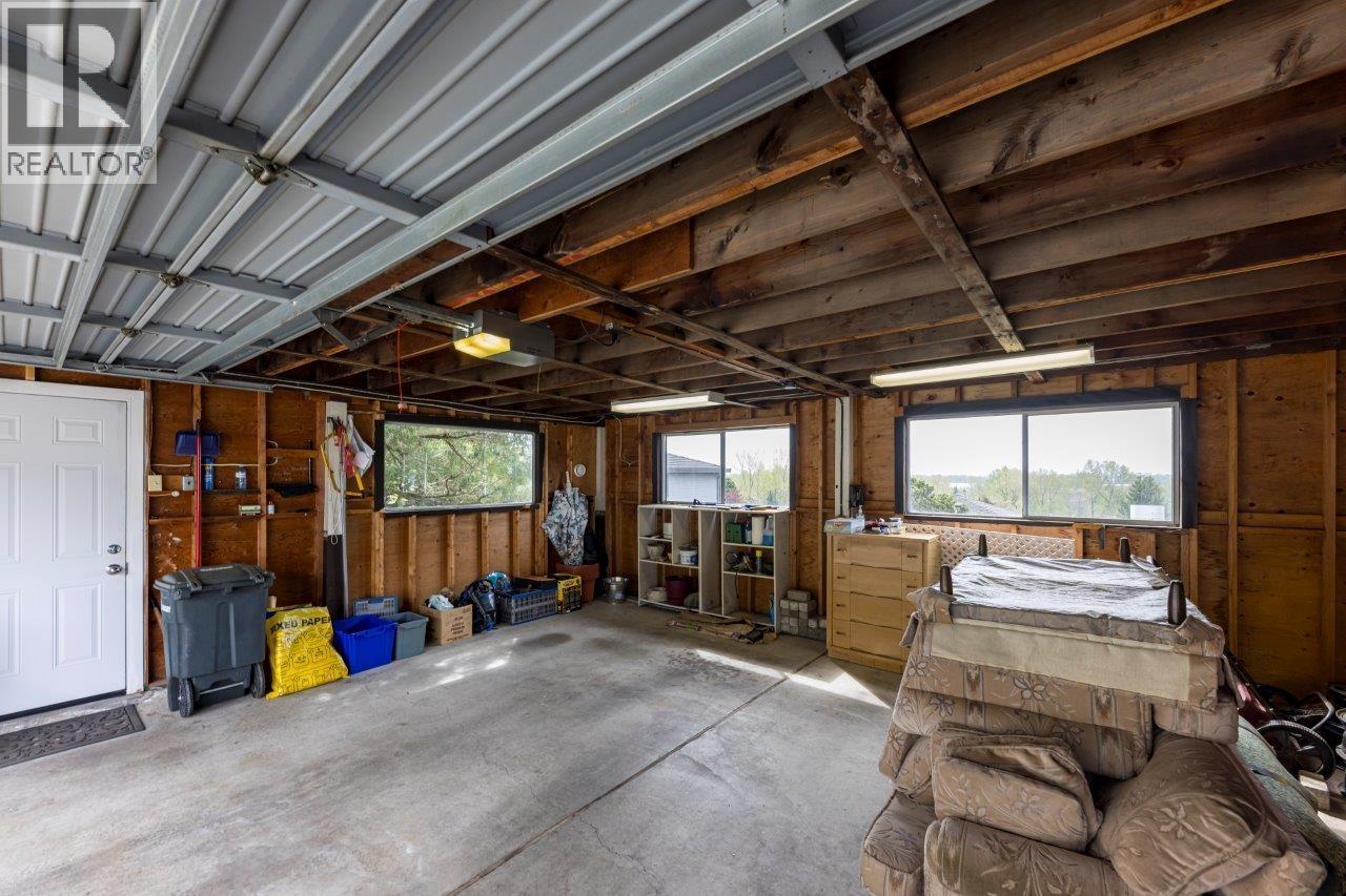 4581 Sunland Place, Burnaby, British Columbia  V5J 3A3 - Photo 32 - R3163208