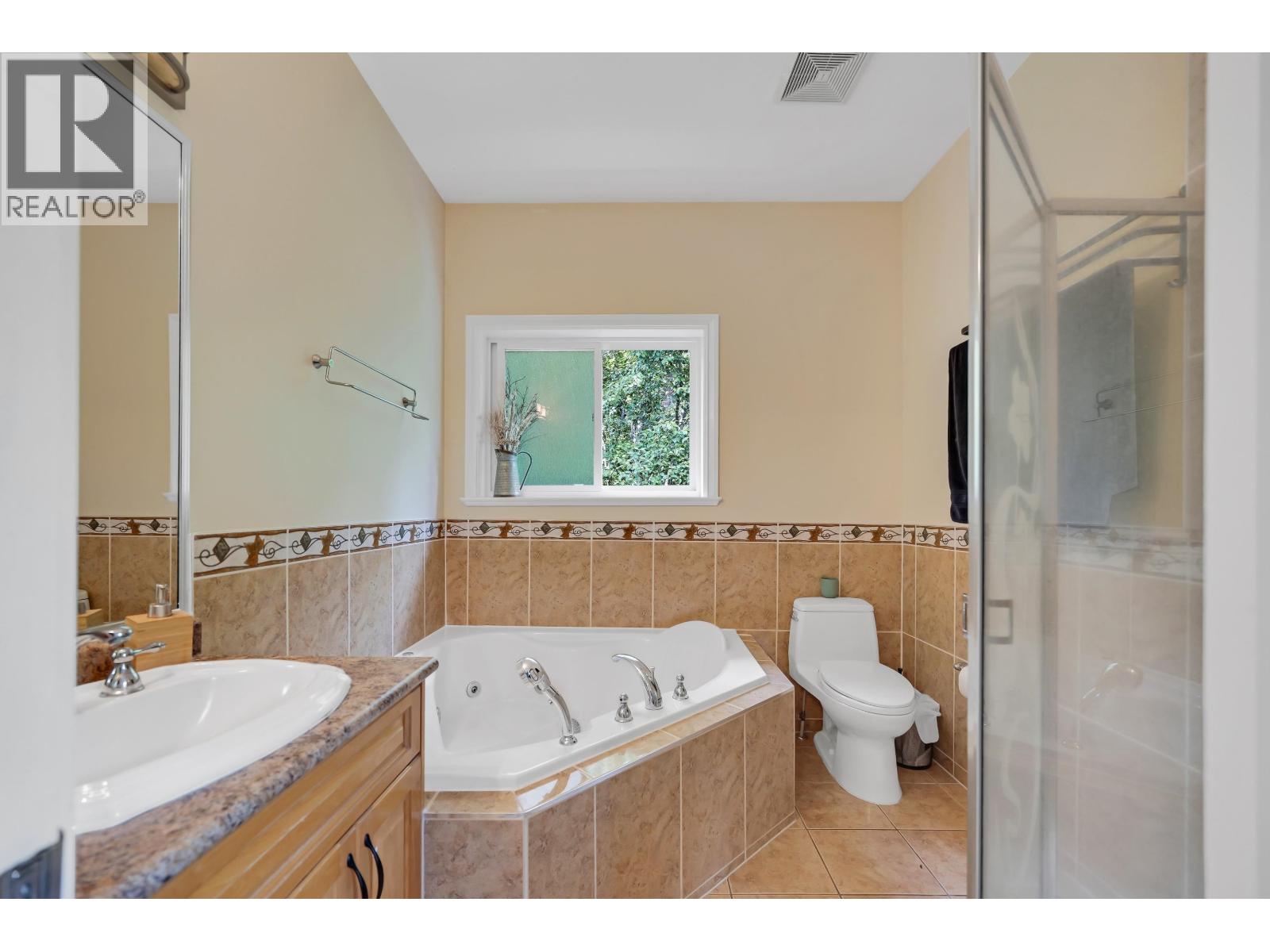 38030 Seventh Avenue, Squamish, British Columbia  V8B 0J7 - Photo 16 - R3163215