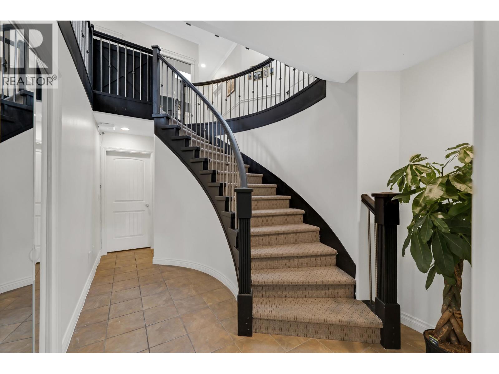 38030 Seventh Avenue, Squamish, British Columbia  V8B 0J7 - Photo 21 - R3163215