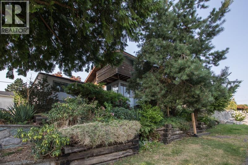 918 Ladner Street, New Westminster, British Columbia  V3L 4W4 - Photo 29 - R3163235