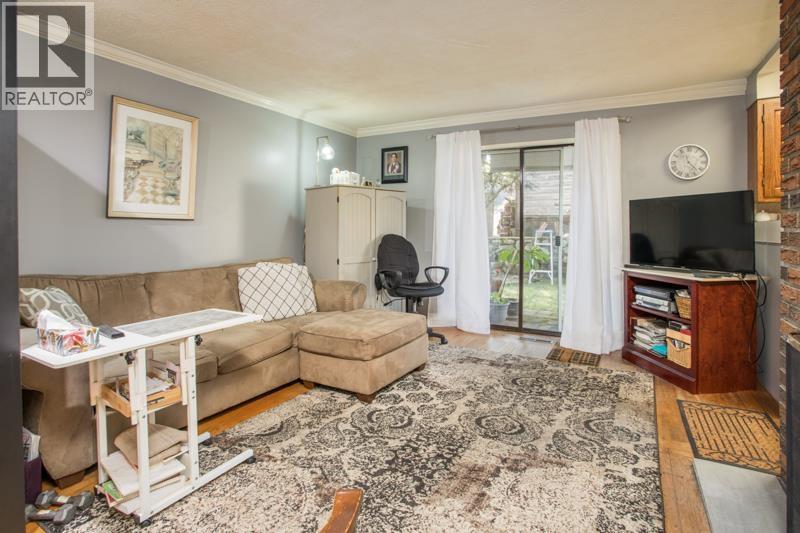 918 Ladner Street, New Westminster, British Columbia  V3L 4W4 - Photo 9 - R3163235