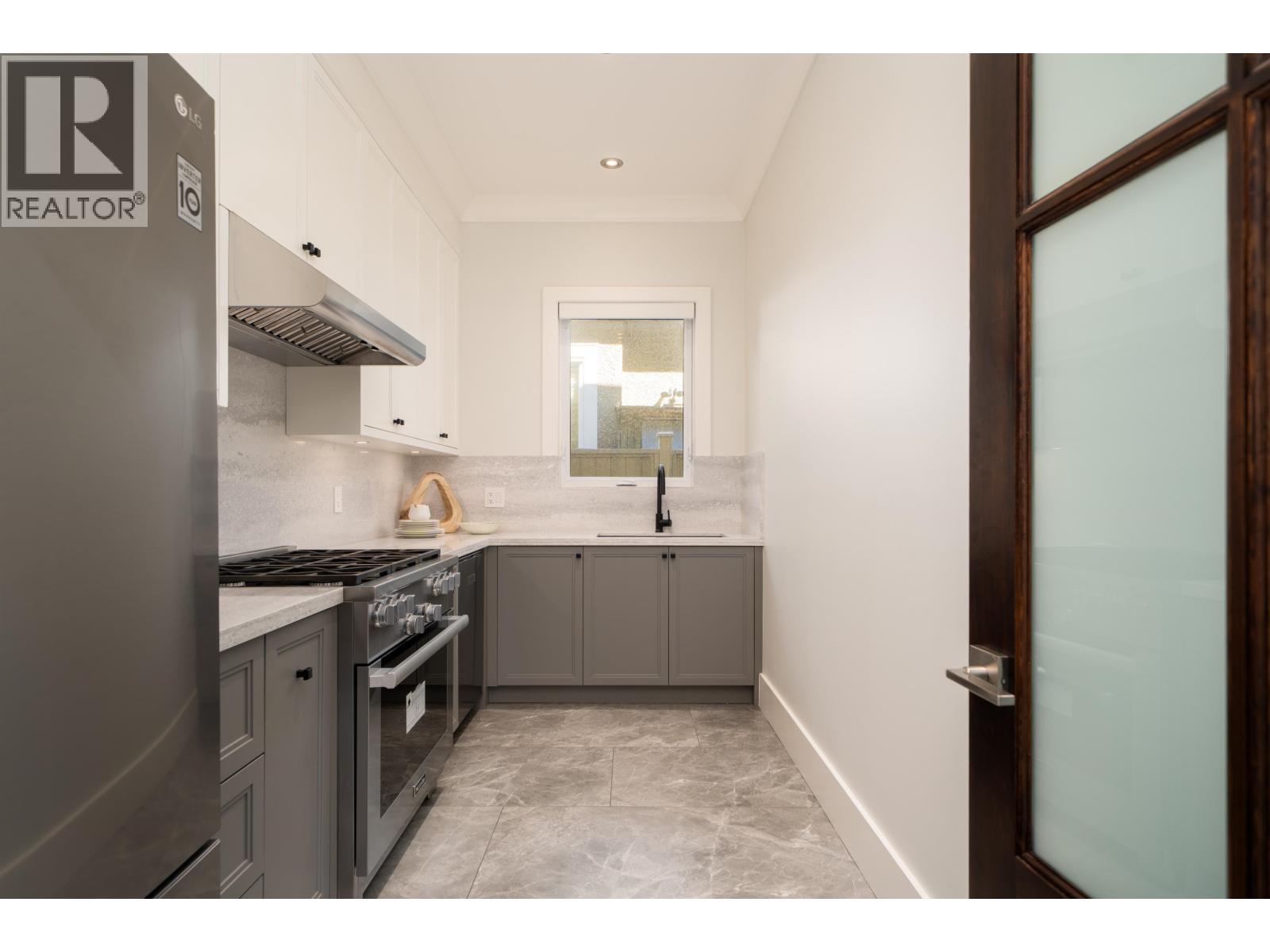 4160 Granville Avenue, Richmond, British Columbia  V7C 1E4 - Photo 14 - R3163237
