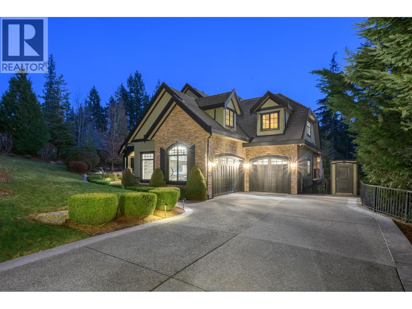 1062 Magnolia Way, Anmore, British Columbia  V3H 5M6 - Photo 2 - R3163240
