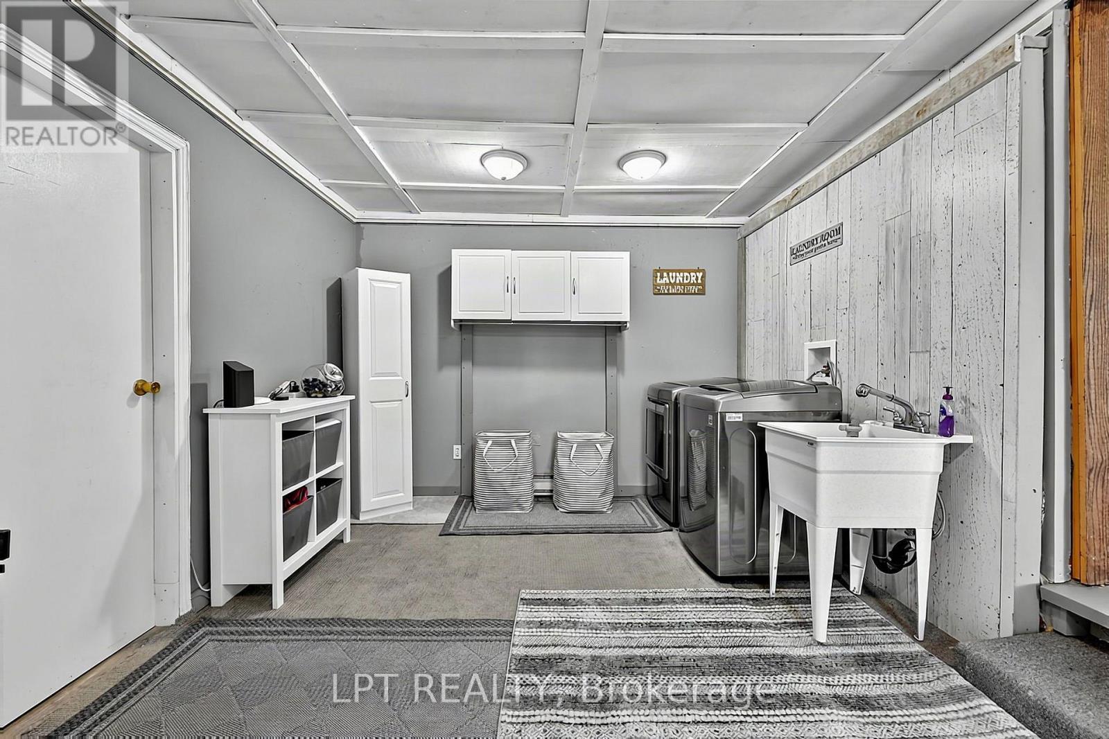 2447 Ridge Road W, Oro-Medonte, Ontario L0L 2L0 - Photo 22 - S13761848