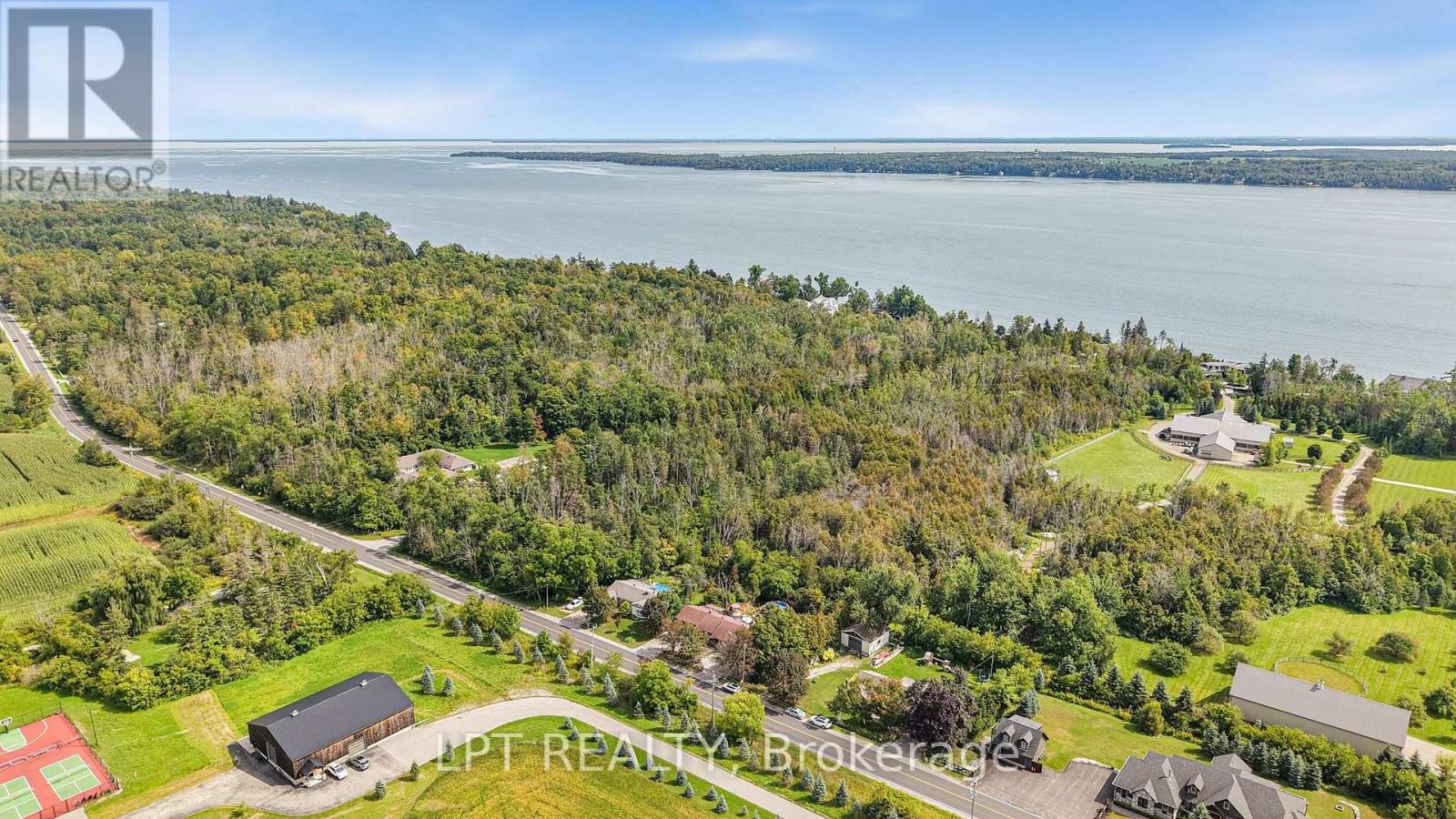 2447 Ridge Road W, Oro-Medonte, Ontario L0L 2L0 - Photo 3 - S13761848