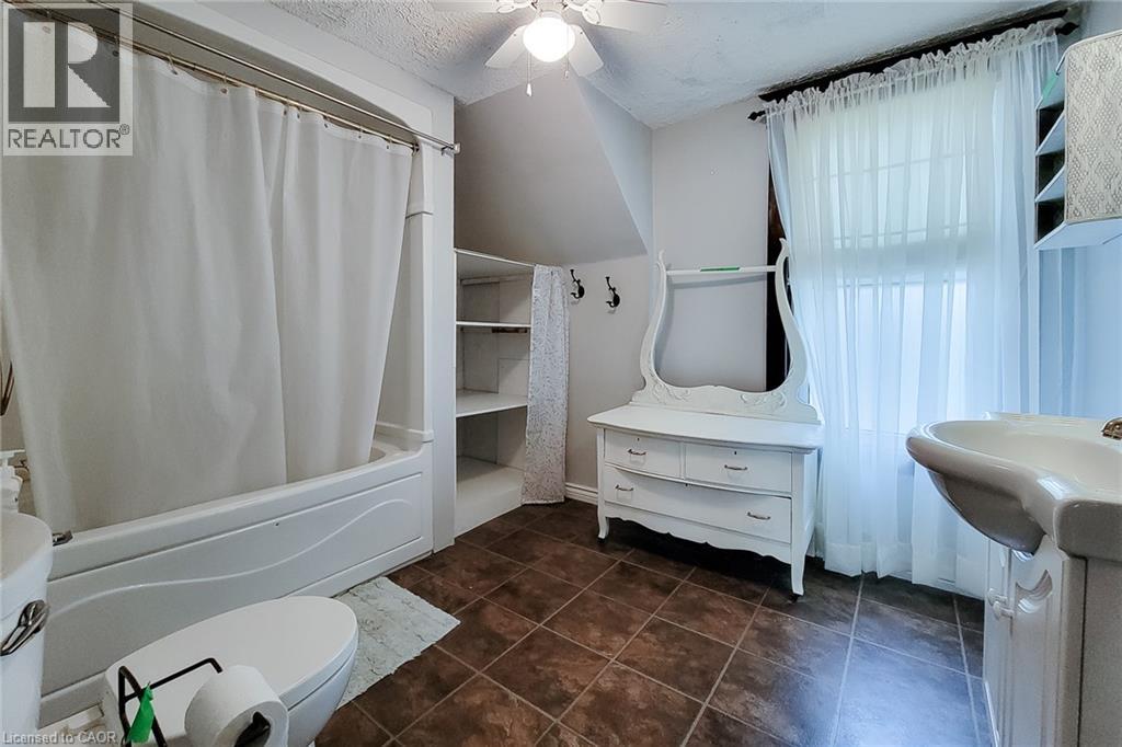 12 Leinster Avenue S, Hamilton, Ontario  L8M 3A1 - Photo 18 - 40861676