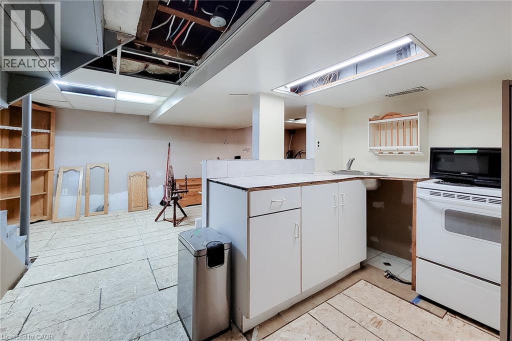12 Leinster Avenue S, Hamilton, Ontario  L8M 3A1 - Photo 30 - 40861676