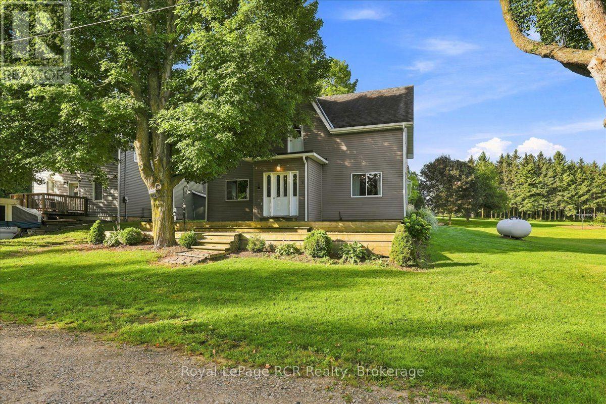 416 Water Street, West Grey, Ontario  N0G 2L3 - Photo 1 - X13761750