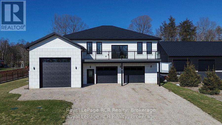 9 Sunset Place, Huron-Kinloss, Ontario  N0G 2R0 - Photo 1 - X13761802