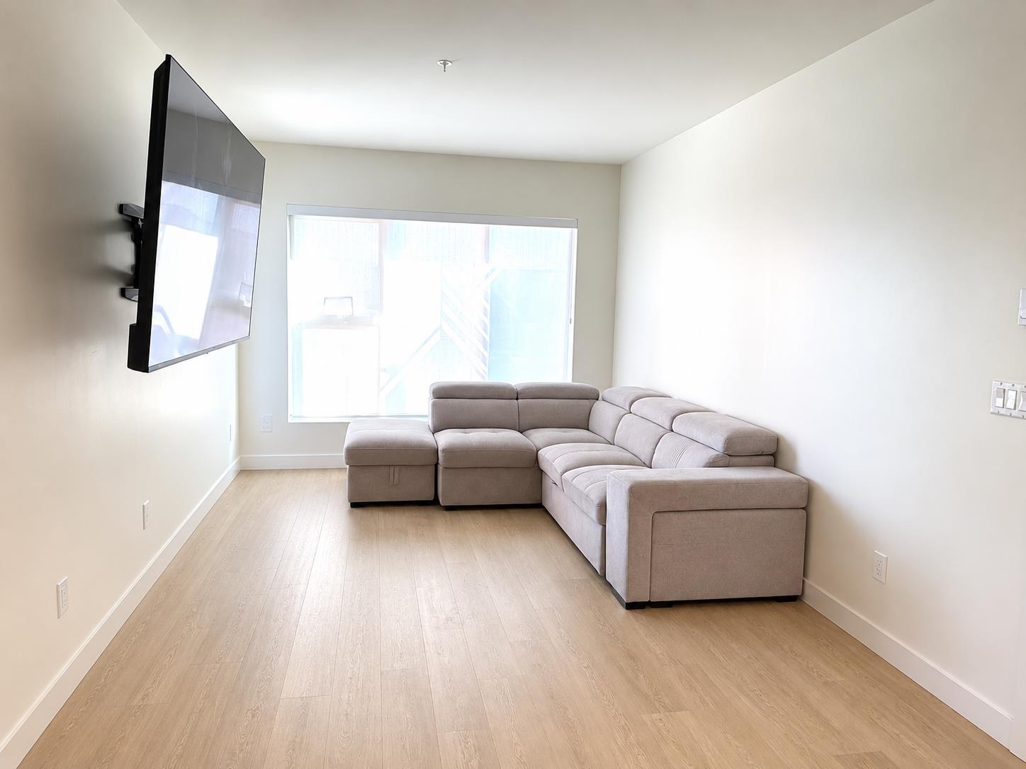A413 7980 206a Street, Langley, British Columbia  V2Y 3Z8 - Photo 3 - R3163183