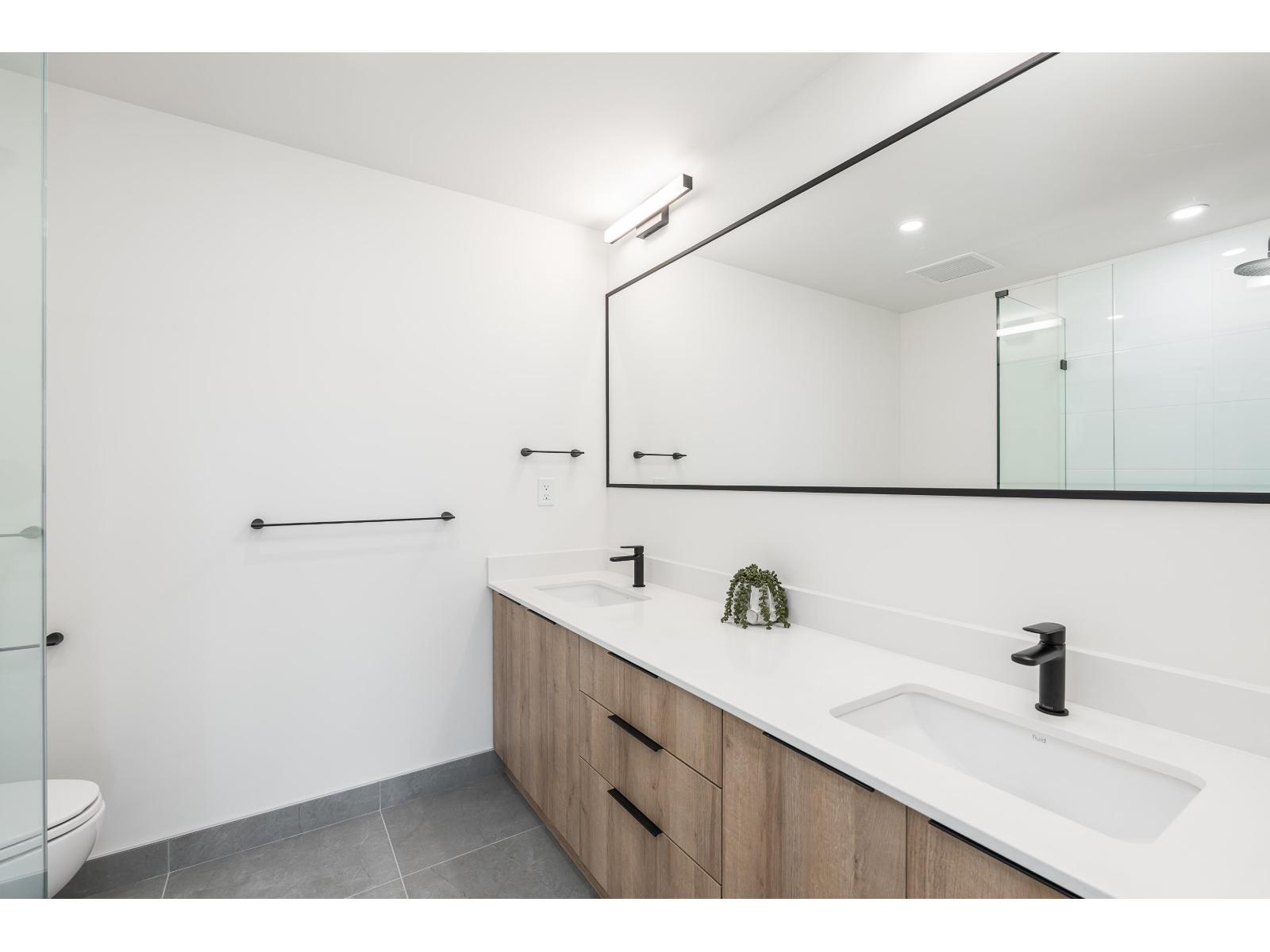 A413 7980 206a Street, Langley, British Columbia  V2Y 3Z8 - Photo 9 - R3163183