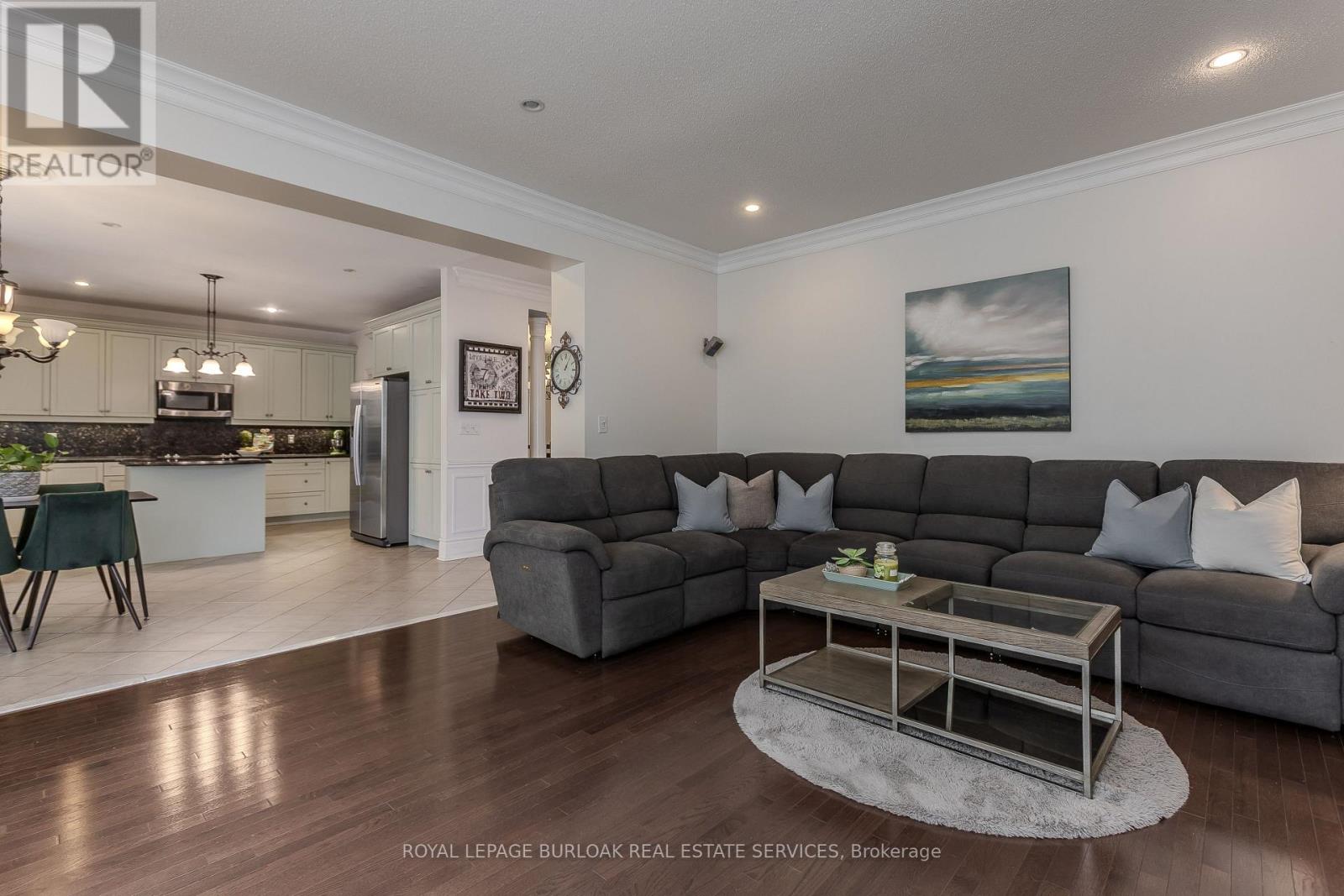 2194 Berwick Drive, Burlington, Ontario  L7M 5C3 - Photo 12 - W13761738