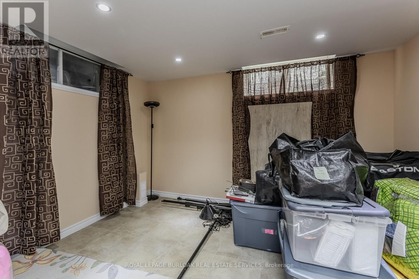 2194 Berwick Drive, Burlington, Ontario  L7M 5C3 - Photo 28 - W13761738