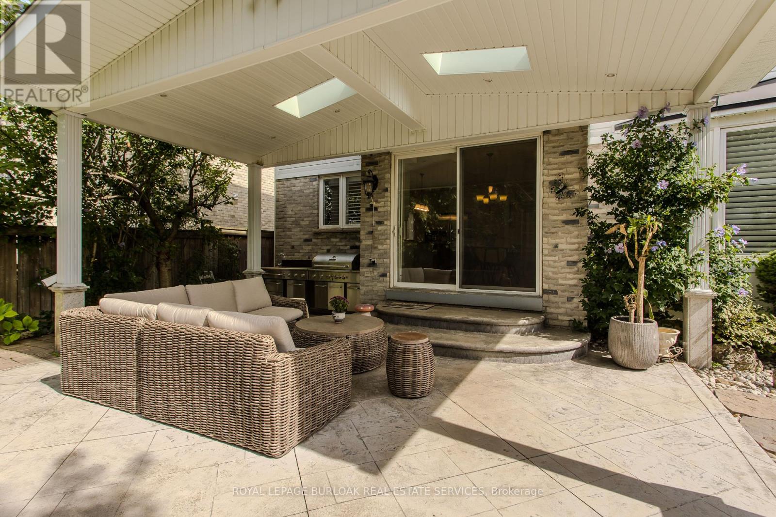 2194 Berwick Drive, Burlington, Ontario  L7M 5C3 - Photo 30 - W13761738