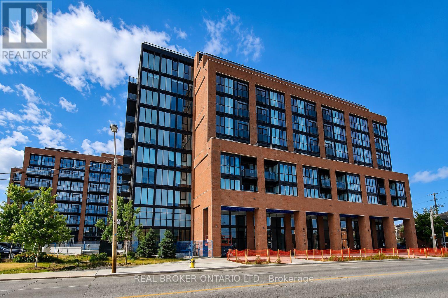312 - 2300 St Claire Avenue W, Toronto, Ontario  M6N 0B3 - Photo 1 - W13761770