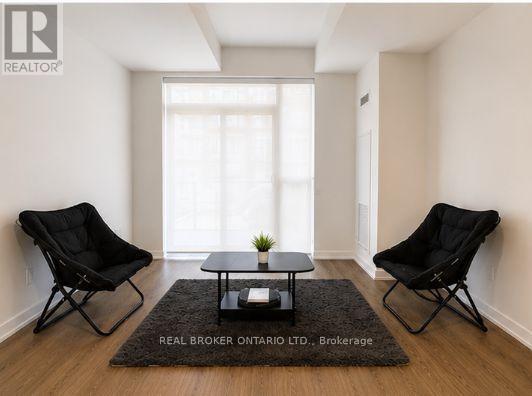 312 - 2300 St Claire Avenue W, Toronto, Ontario  M6N 0B3 - Photo 3 - W13761770