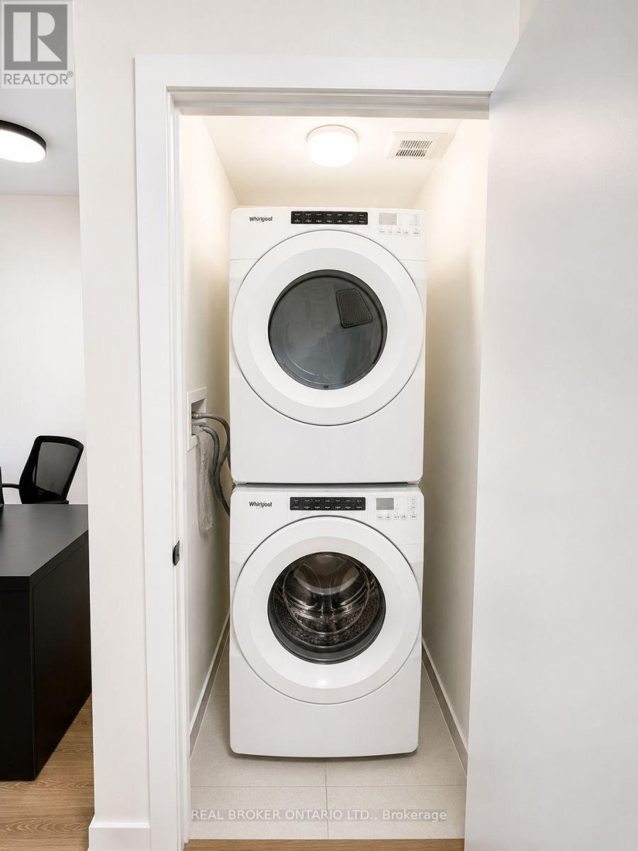 312 - 2300 St Claire Avenue W, Toronto, Ontario  M6N 0B3 - Photo 8 - W13761770