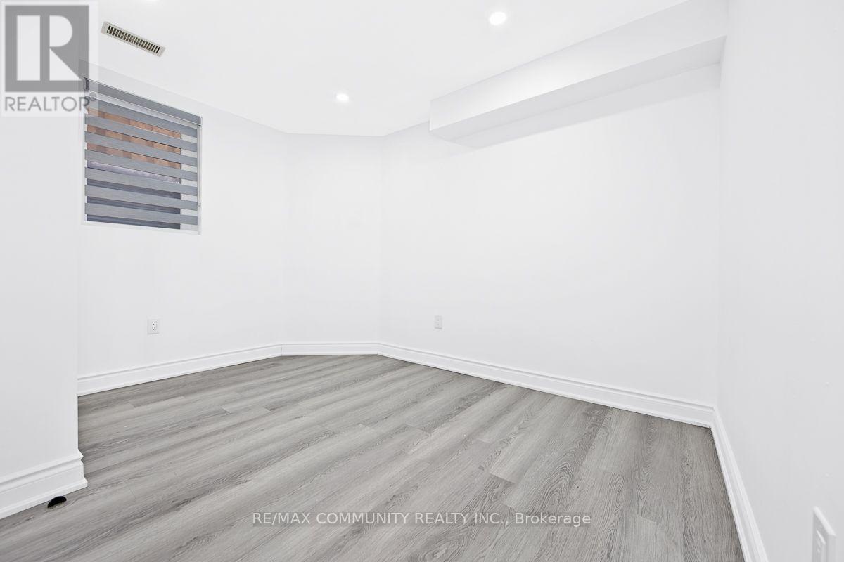 Bsmt - 64 Fallstar Crescent, Brampton, Ontario  L7A 2J7 - Photo 10 - W13761776