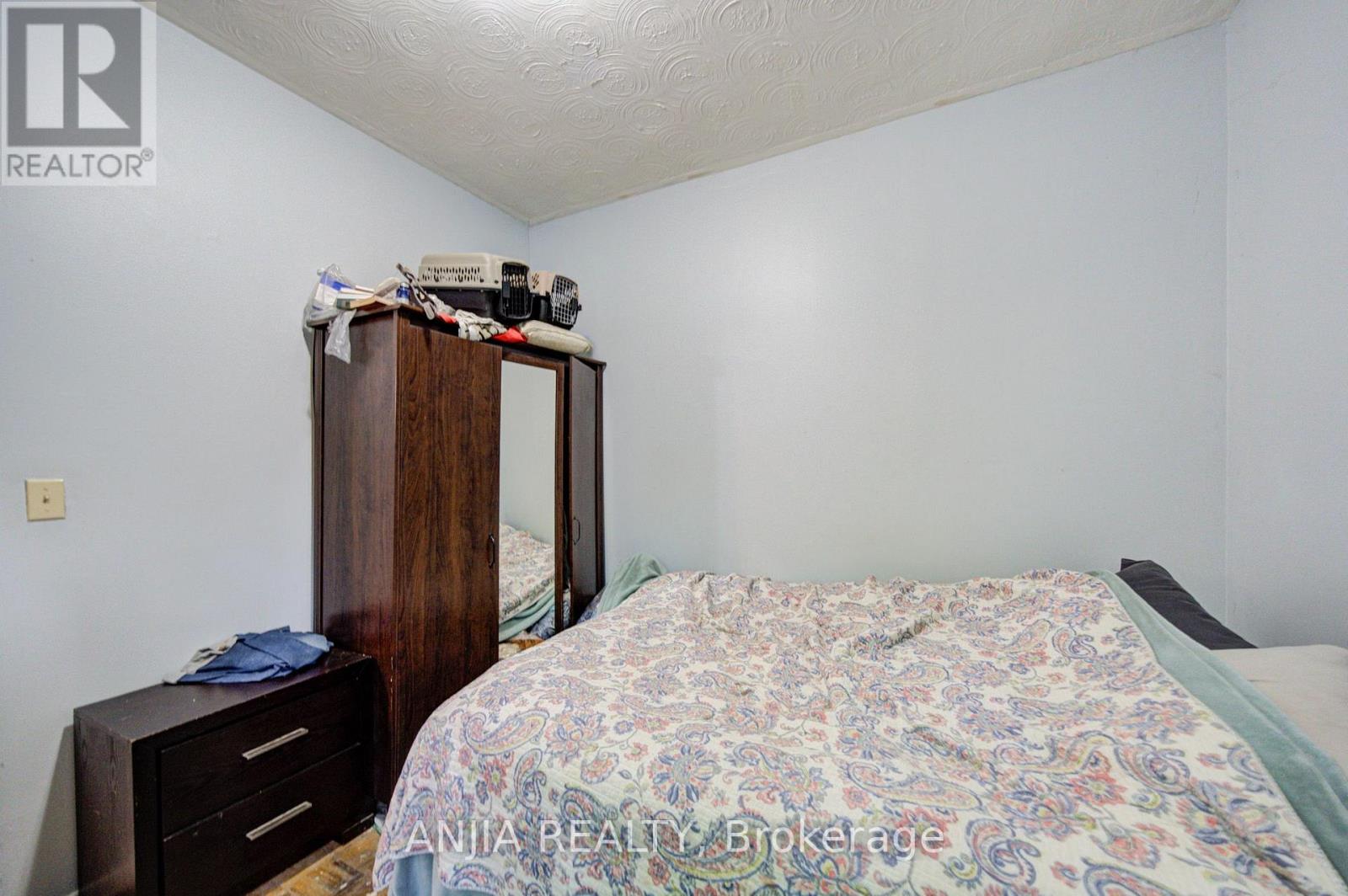 1063 Dufferin Street, Toronto, Ontario  M6H 4B5 - Photo 2 - W13761810