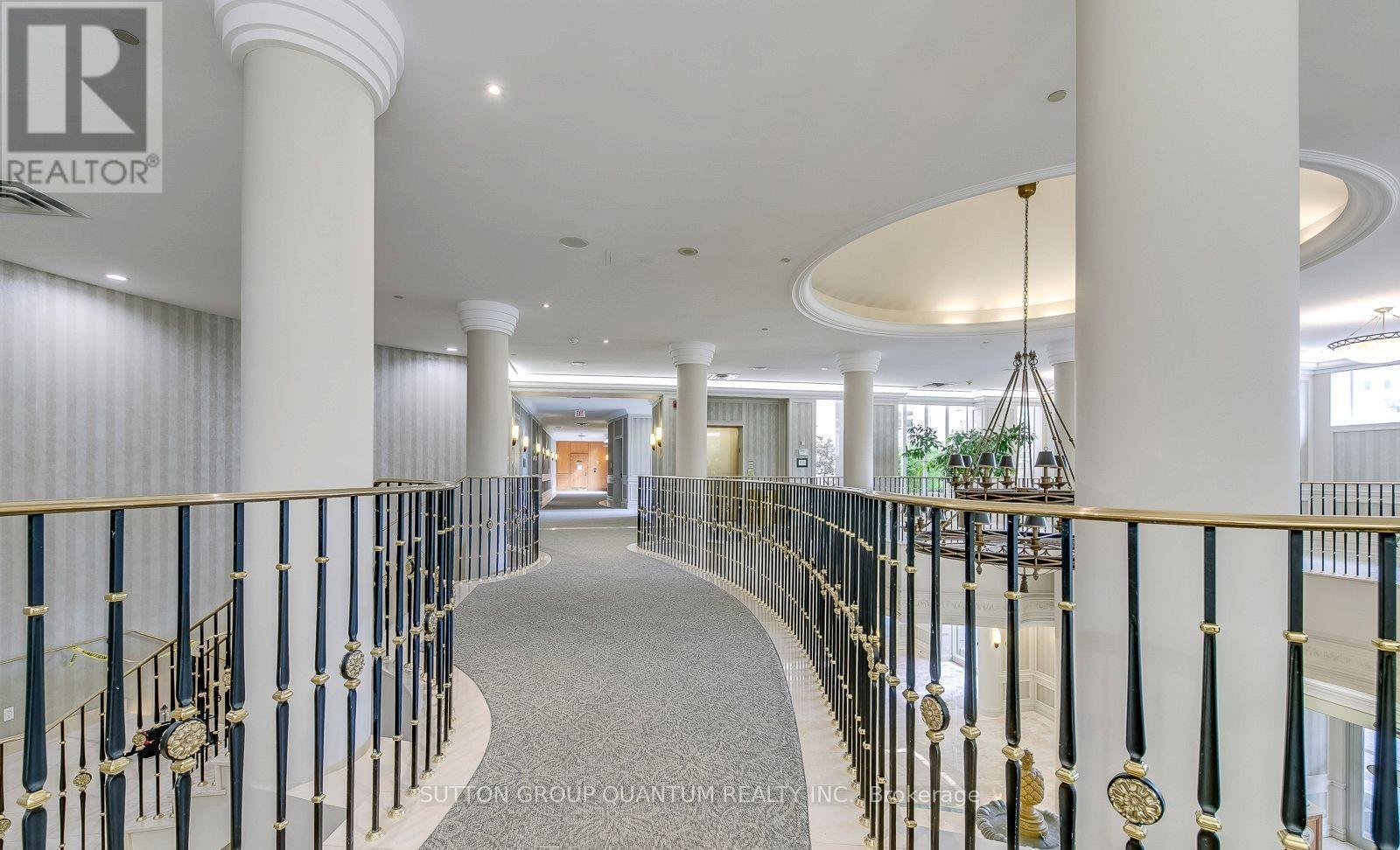 1123 - 25 Kingsbridge Garden Circle, Mississauga, Ontario  L5R 4B1 - Photo 3 - W13761812