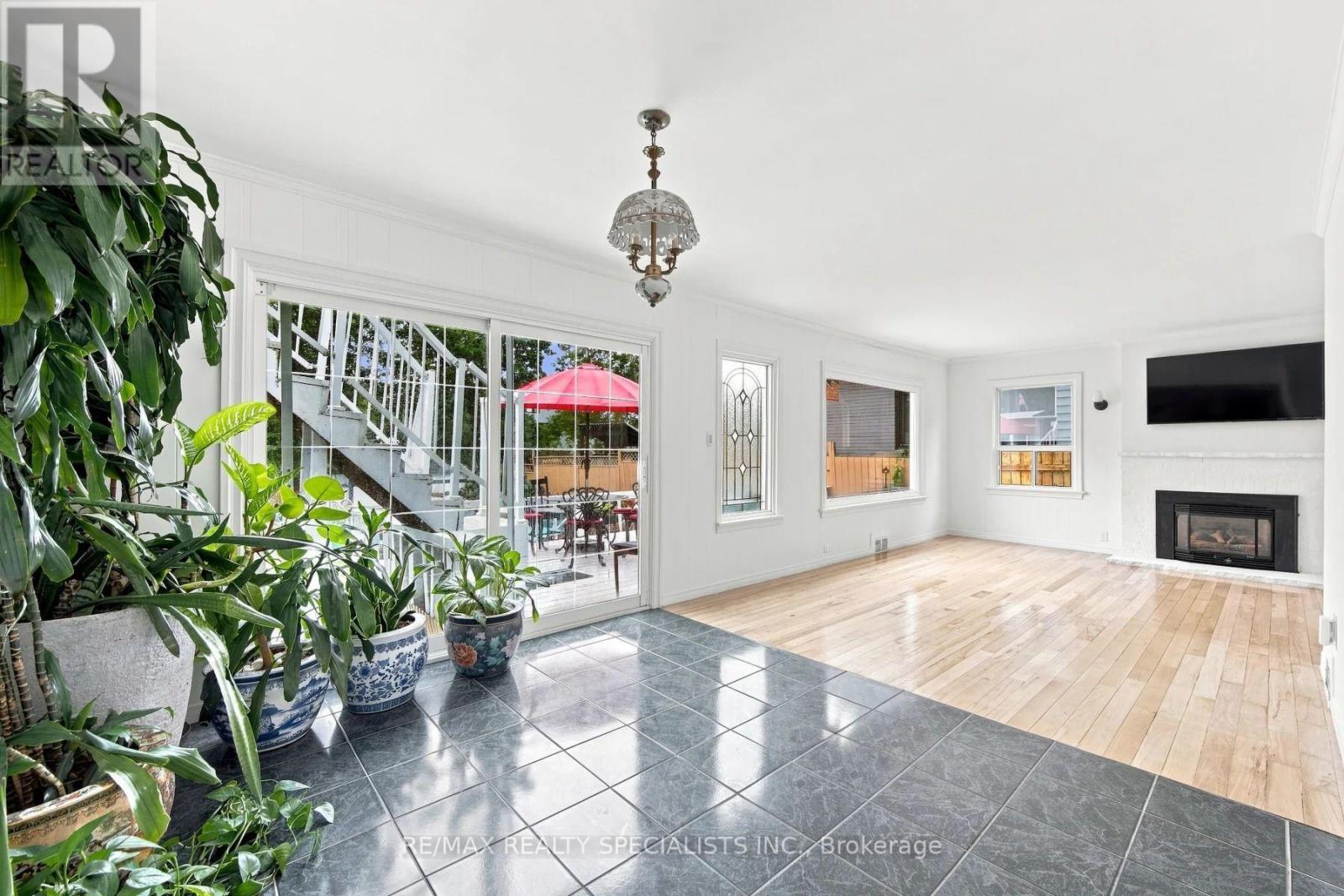 39 Macdonald Street, Toronto, Ontario M8V 1Y3 - Photo 8 - W13761826