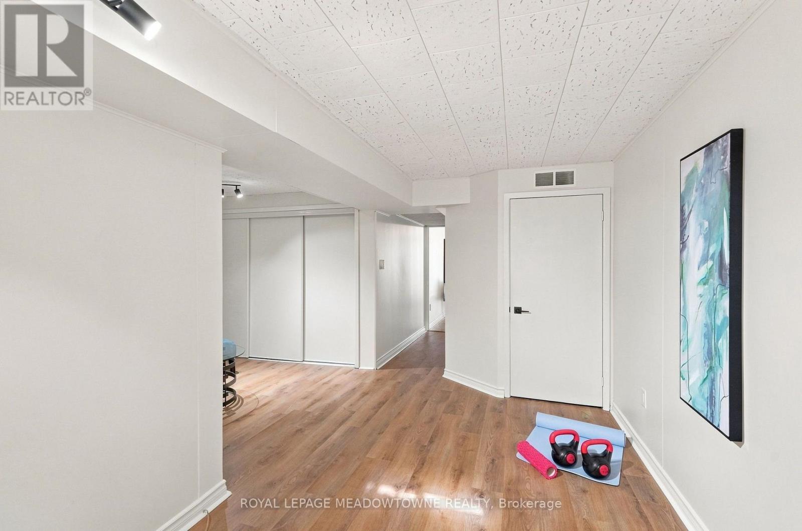 17 - 20 Mineola Road, Mississauga, Ontario  L5G 4N9 - Photo 43 - W13761852