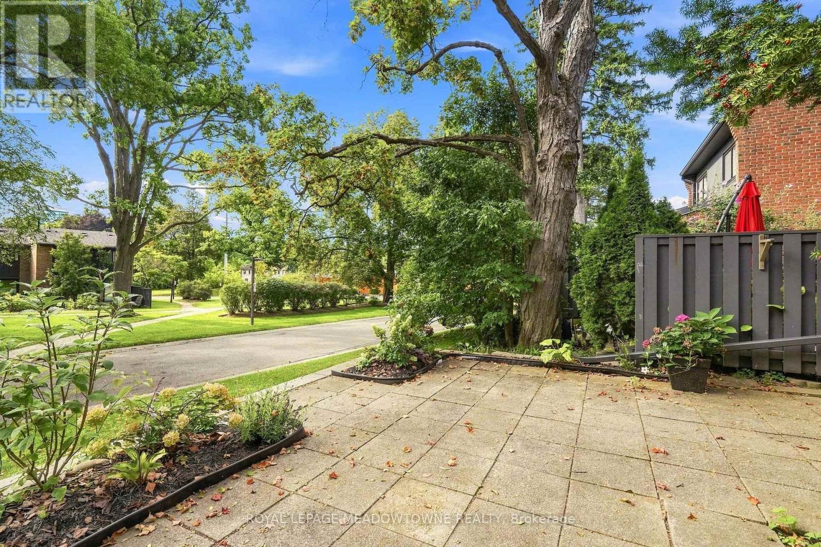 17 - 20 Mineola Road, Mississauga, Ontario  L5G 4N9 - Photo 46 - W13761852