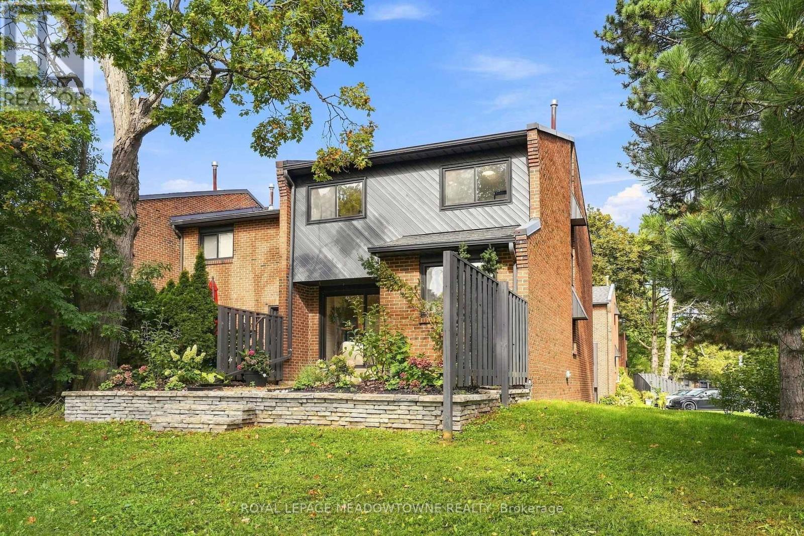 17 - 20 Mineola Road, Mississauga, Ontario  L5G 4N9 - Photo 48 - W13761852