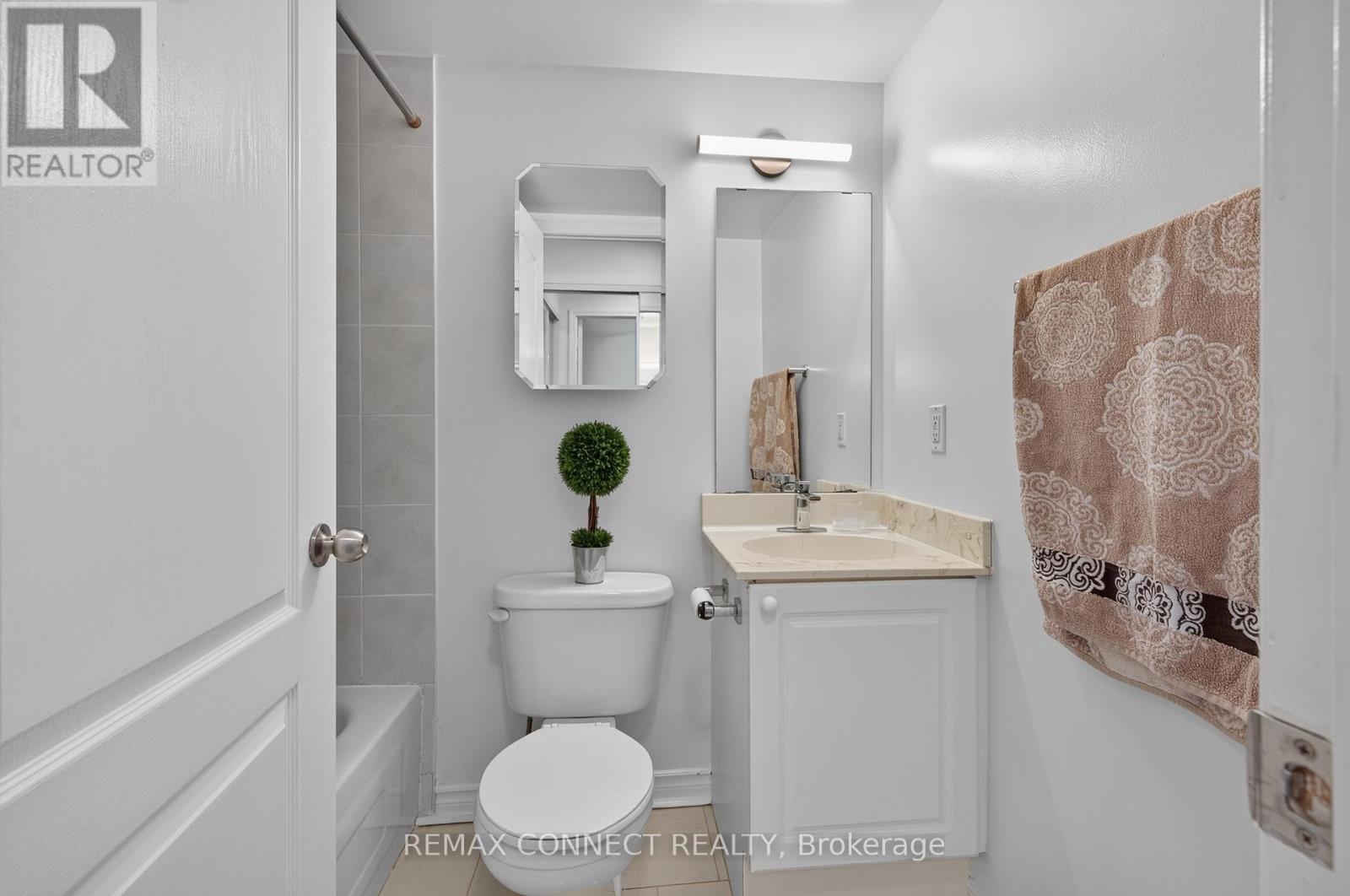 7b Crawford Street, Toronto, Ontario  M6K 3M3 - Photo 26 - C13759968