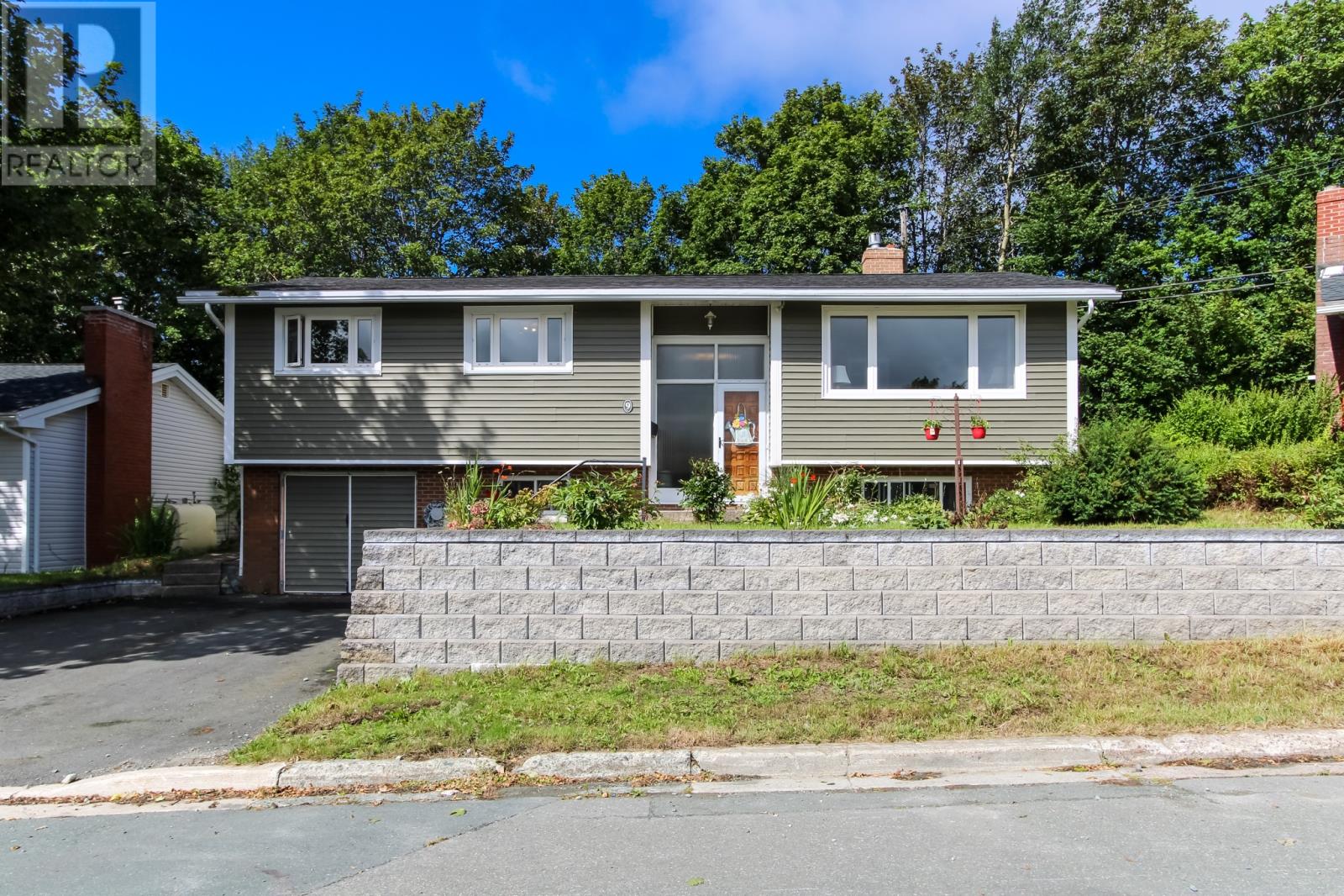 9 Donegal Place, St. John's