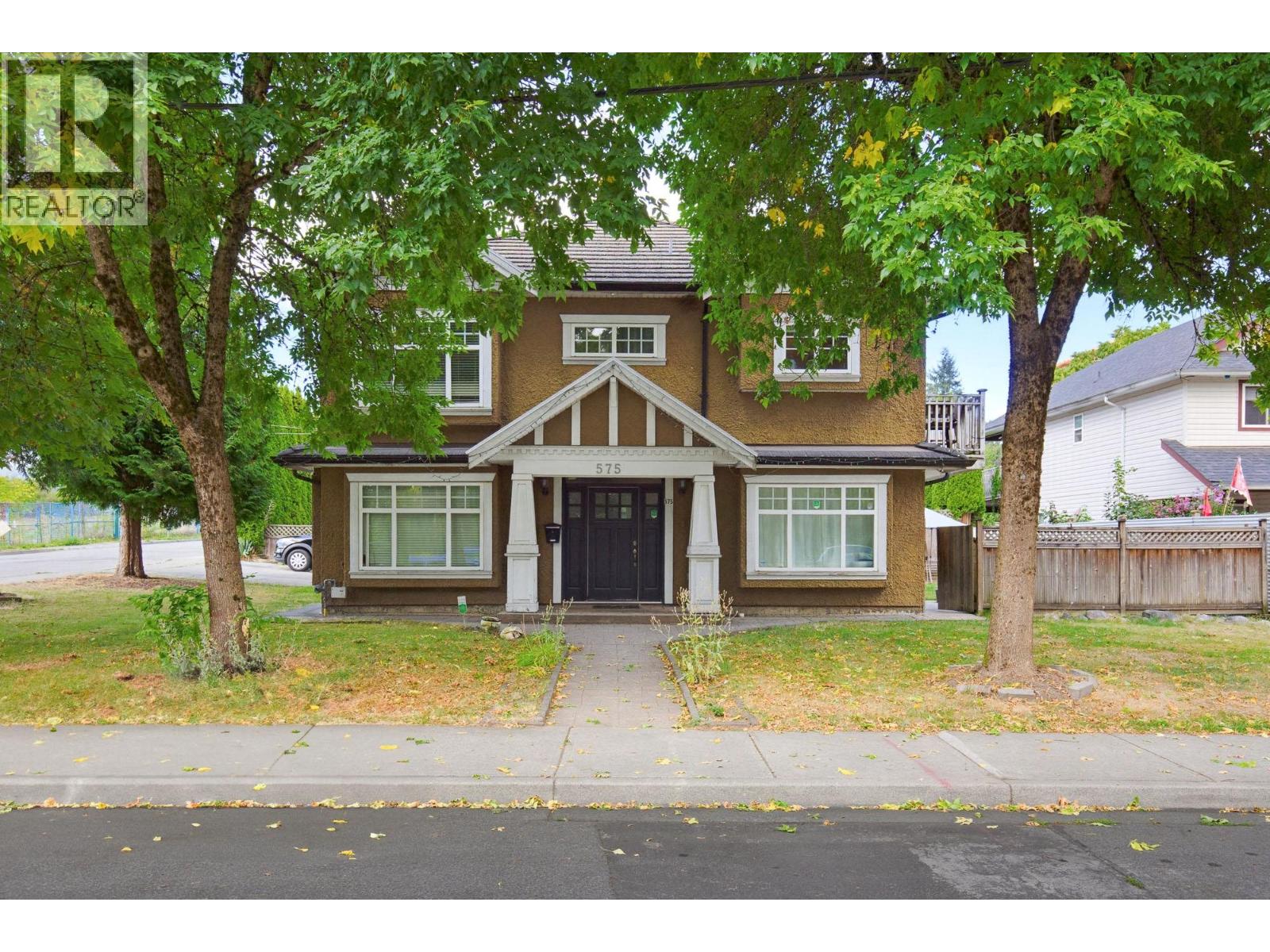 575 Alderson Avenue, Coquitlam, British Columbia  V3K 1T4 - Photo 10 - R3163176