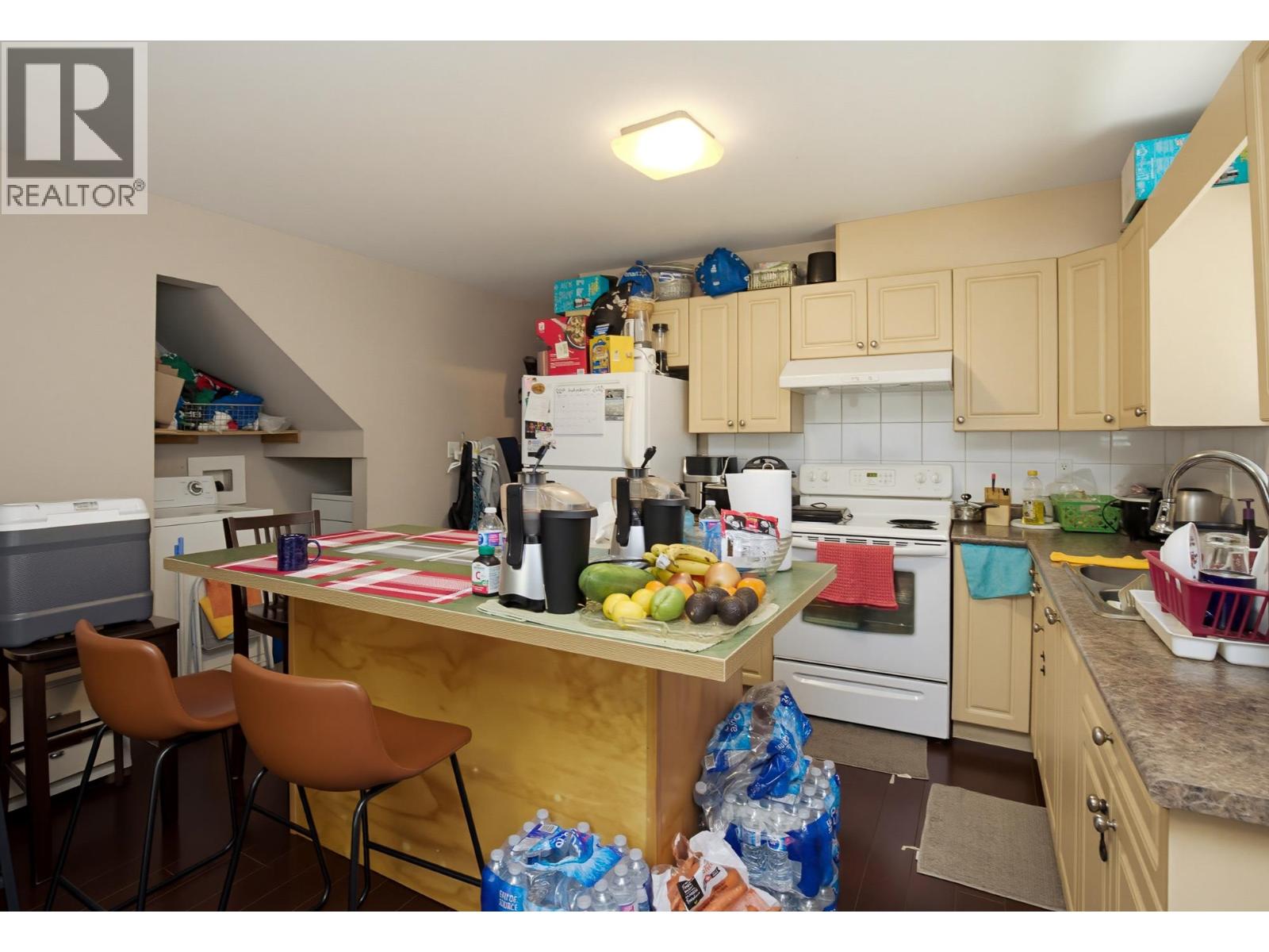 575 Alderson Avenue, Coquitlam, British Columbia  V3K 1T4 - Photo 33 - R3163176