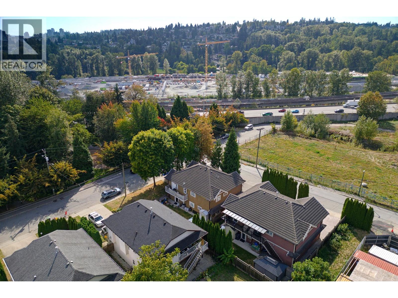 575 Alderson Avenue, Coquitlam, British Columbia  V3K 1T4 - Photo 2 - R3163176