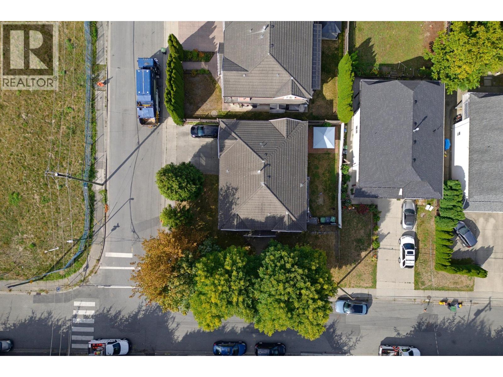 575 Alderson Avenue, Coquitlam, British Columbia  V3K 1T4 - Photo 4 - R3163176