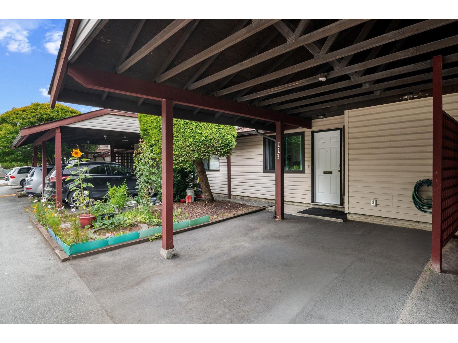113 13880 74 Avenue, Surrey, British Columbia  V3W 7E6 - Photo 2 - R3163042