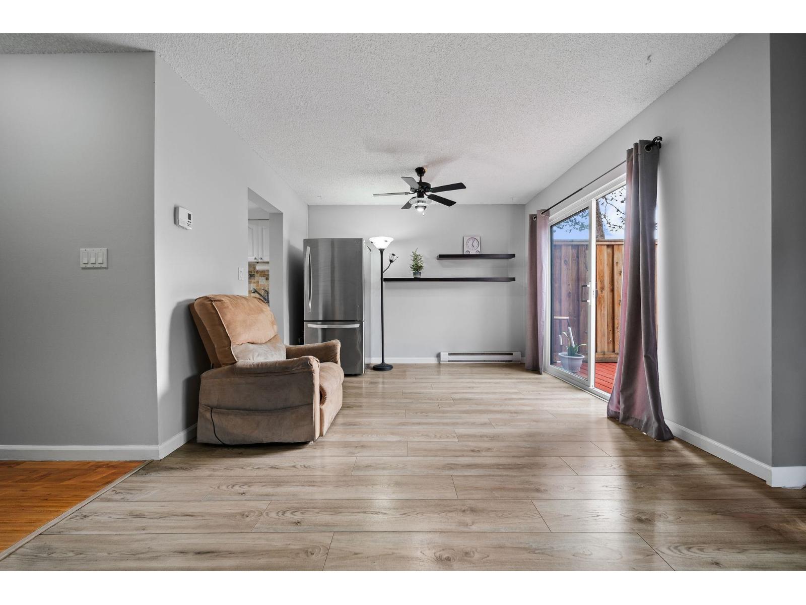 113 13880 74 Avenue, Surrey, British Columbia  V3W 7E6 - Photo 6 - R3163042