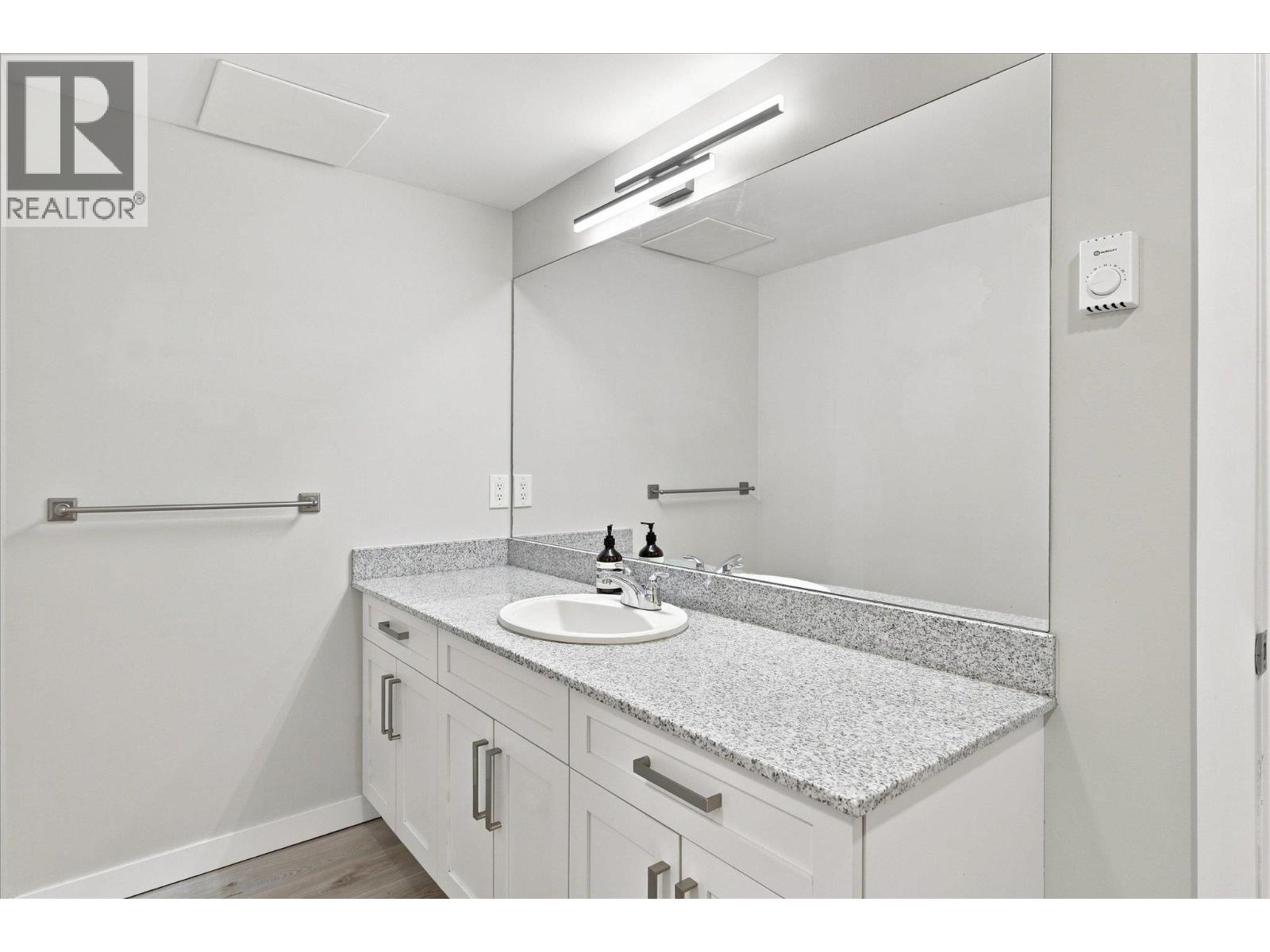 307 1212 Main Street, Squamish, British Columbia  V8B 0S1 - Photo 22 - R3163209