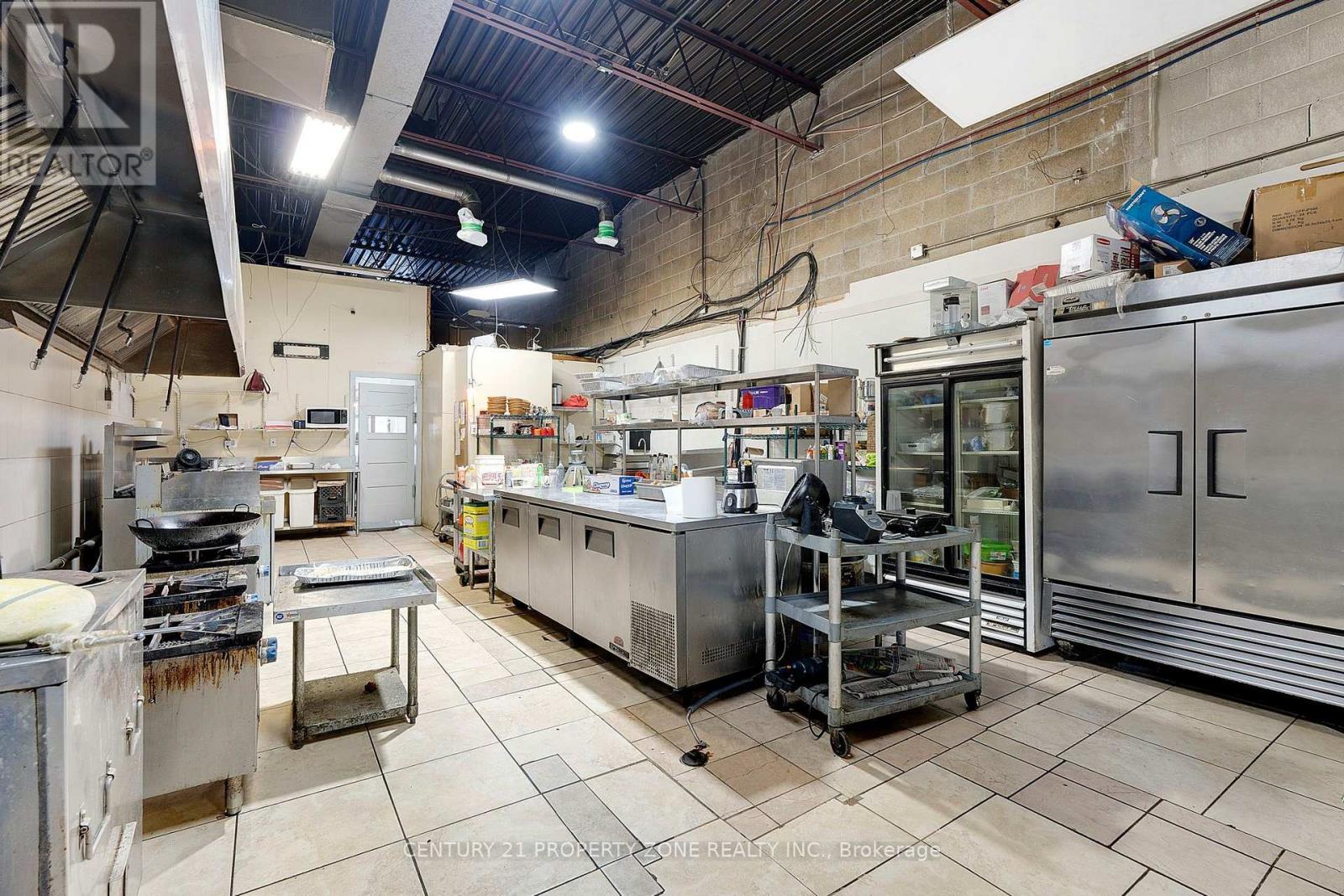 43 - 1770 Albion Road, Toronto, Ontario  M9V 1C2 - Photo 18 - W13737746