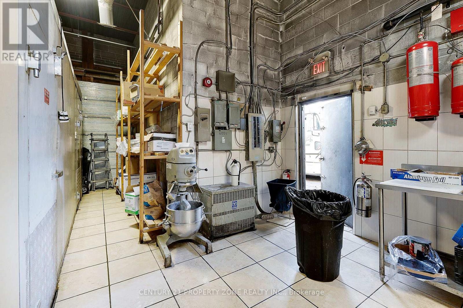 43 - 1770 Albion Road, Toronto, Ontario  M9V 1C2 - Photo 19 - W13737746