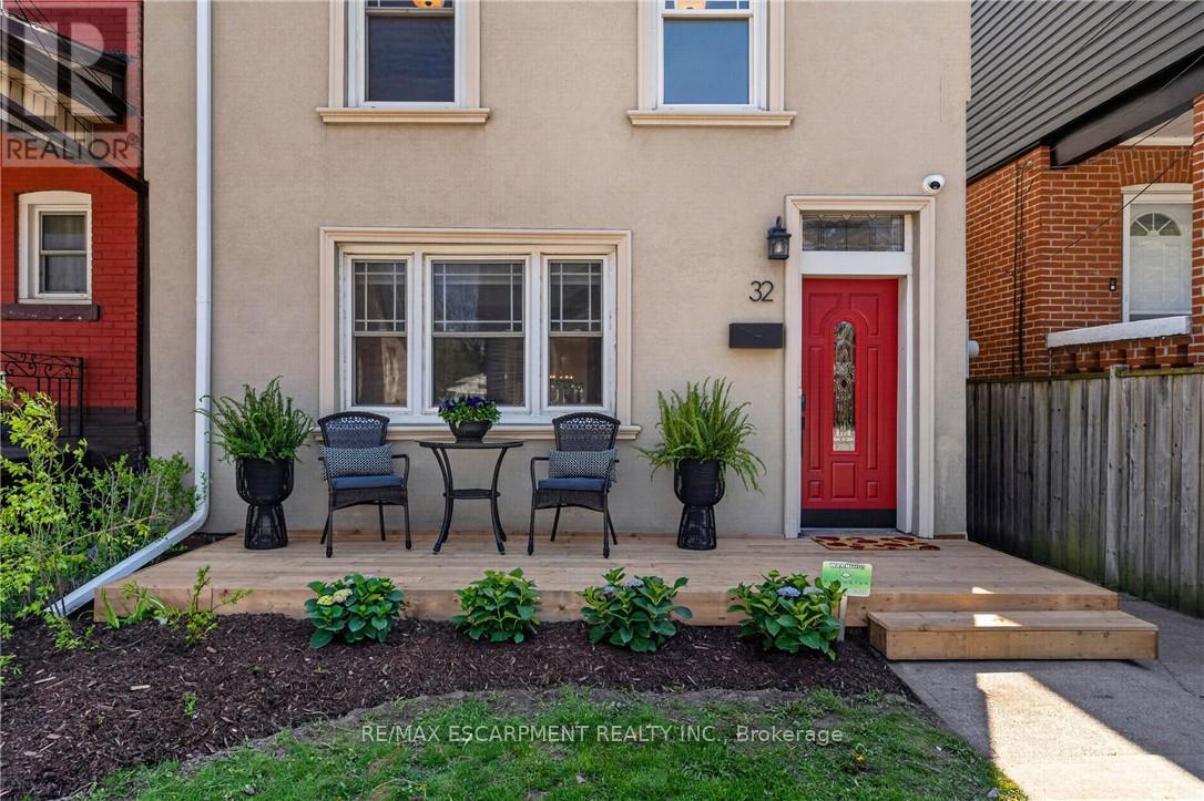 32 Magill Street, Hamilton, Ontario  L8R 2Y5 - Photo 1 - X13761754