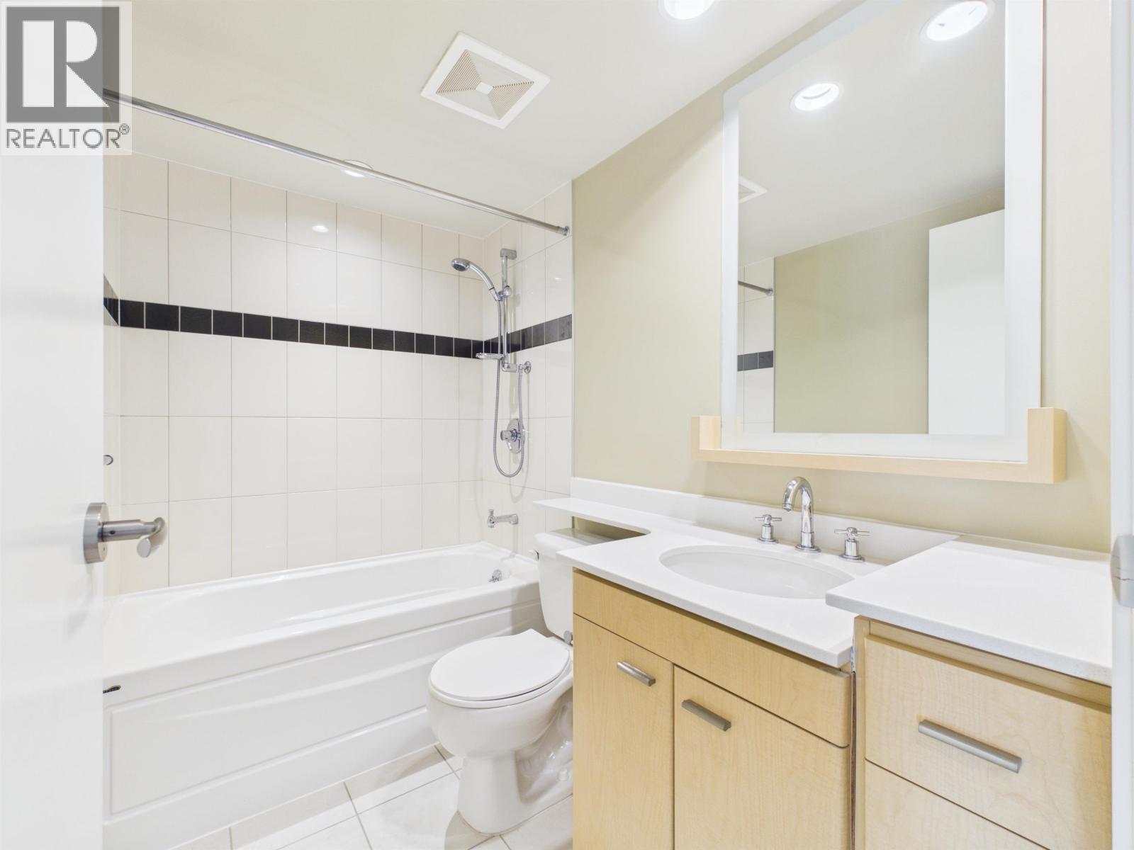 2505 455 Beach Crescent, Vancouver, British Columbia  V6Z 3E5 - Photo 24 - R3161887