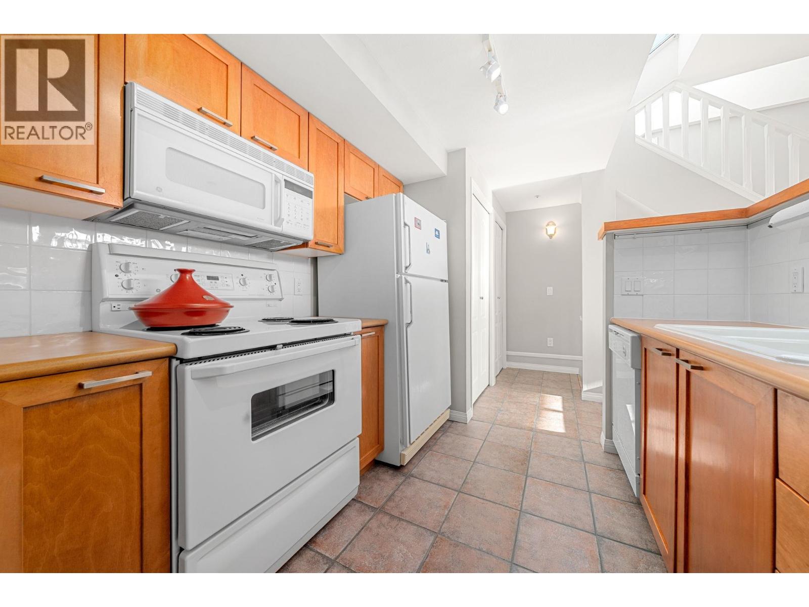207 669 W 7th Avenue, Vancouver, British Columbia  V5Z 1B6 - Photo 26 - R3163000