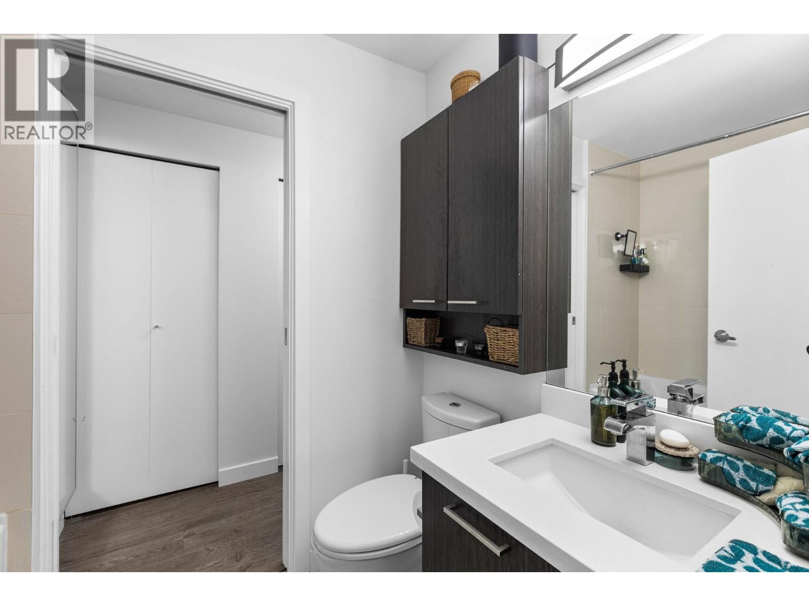 302 618 Langside Avenue, Coquitlam, British Columbia  V3J 0B8 - Photo 23 - R3162040