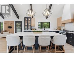 1357 DICKIE LAKE ROAD, Lake of Bays, Ontario